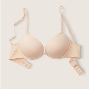 Victoria’s Secret where everywhere super push-up bra